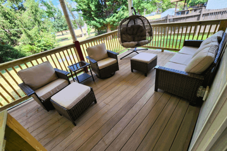 apollo house deck with furniture